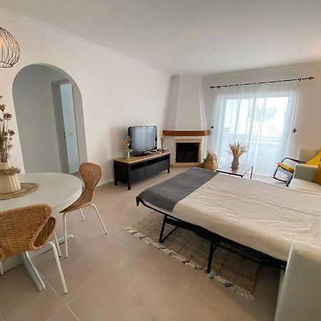 Apartamento Amparo-T2 C/Piscina Карвоейру Экстерьер фото