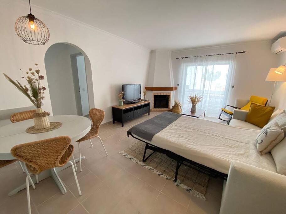 Apartamento Amparo-T2 C/Piscina Карвоейру Экстерьер фото