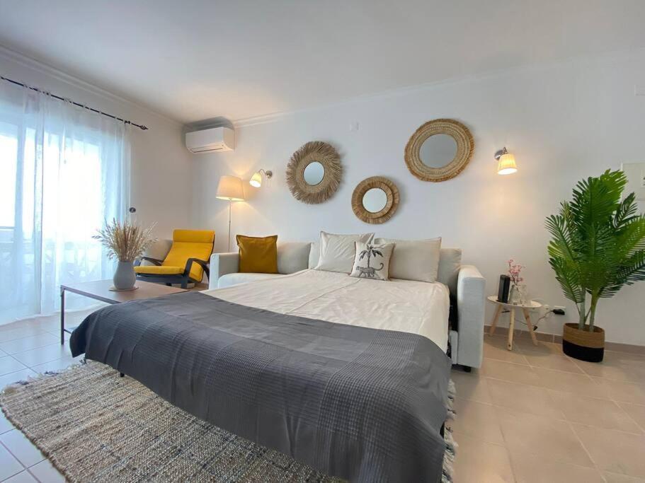 Apartamento Amparo-T2 C/Piscina Карвоейру Экстерьер фото